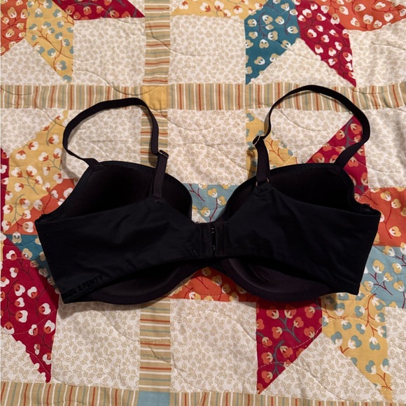 Savage X Fenty Black Women's Bra - Picture 2 of 4